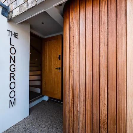 Escapes - The Long Luxury Apartment Padstow